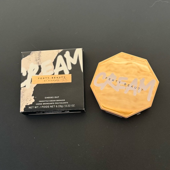 Fenty Beauty Cheeks Out Cream Bronzer - Butta Biscuit - Picture 2 of 4